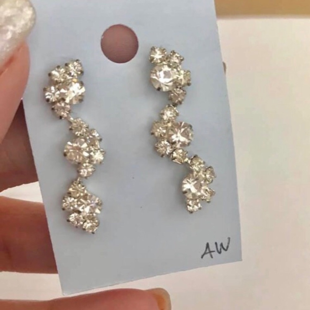 Vintage rhinestone earrings SOLD